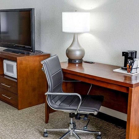 Comfort Inn Kearney - Liberty Εξωτερικό φωτογραφία