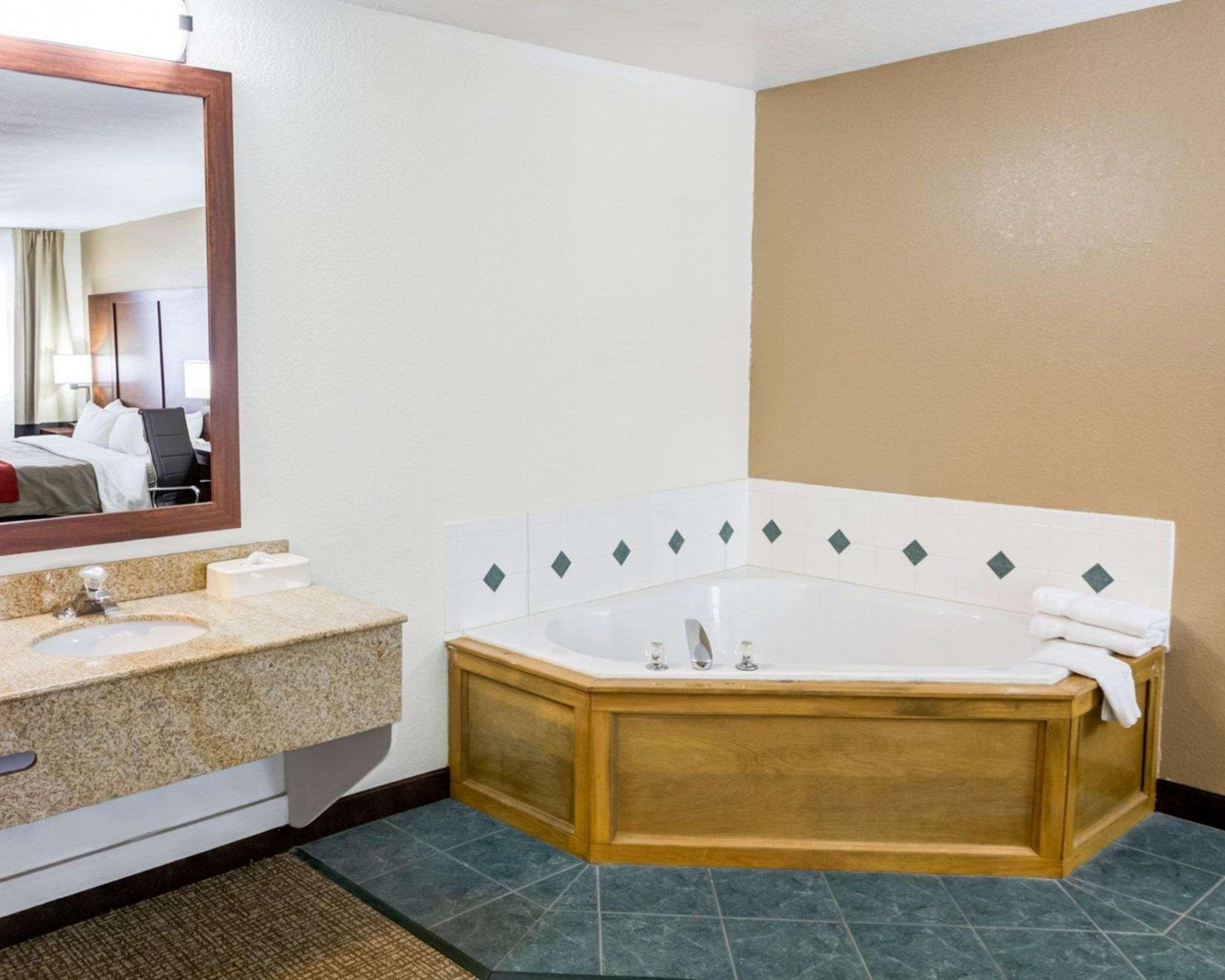Comfort Inn Kearney - Liberty Εξωτερικό φωτογραφία